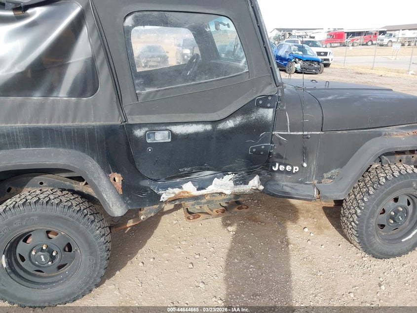 1994 Jeep Wrangler / Yj S VIN: 1J4FY19P1RP412662 Lot: 44644665