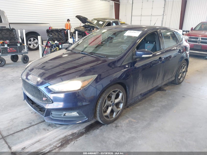 Vin: 1fadp3l99hl348002, lot: 45141694, ford focus st 20172