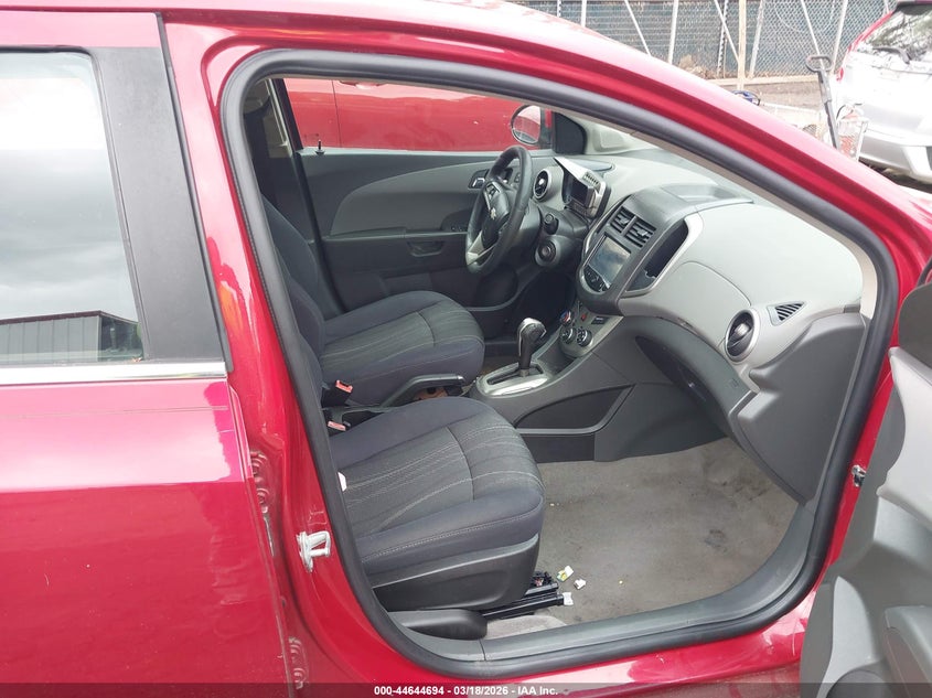 2015 Chevrolet Sonic Lt Auto