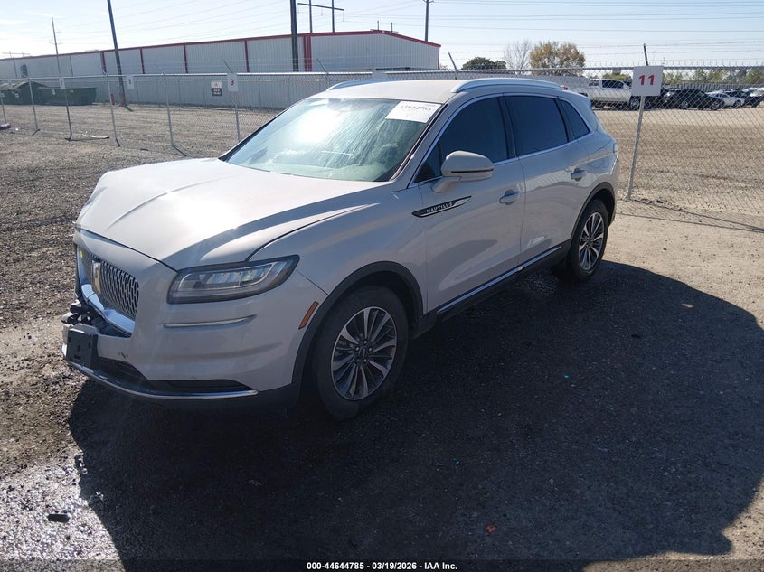 2022 Lincoln Nautilus Standard