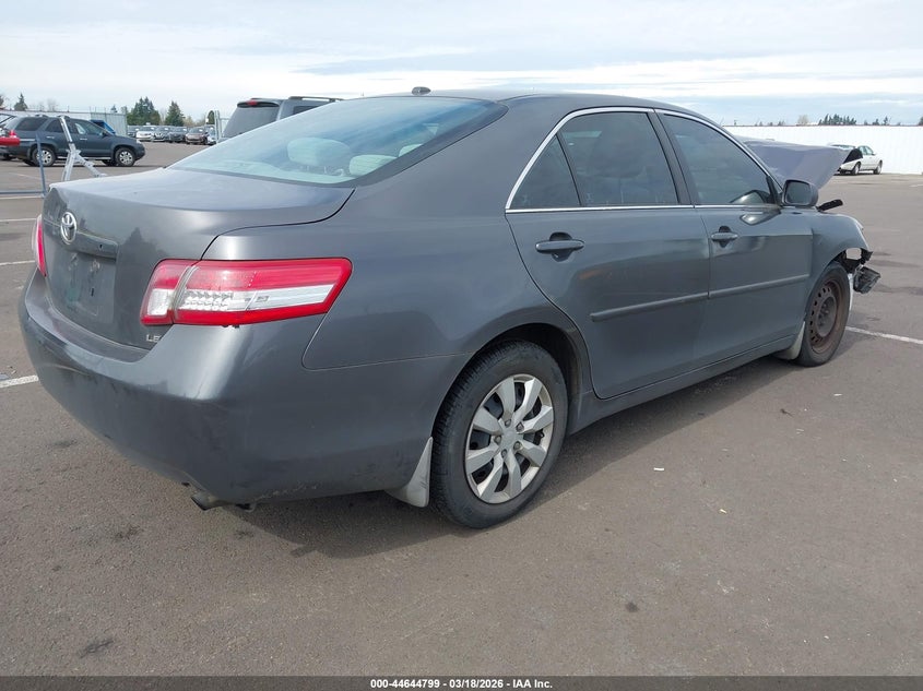 2011 Toyota Camry Le