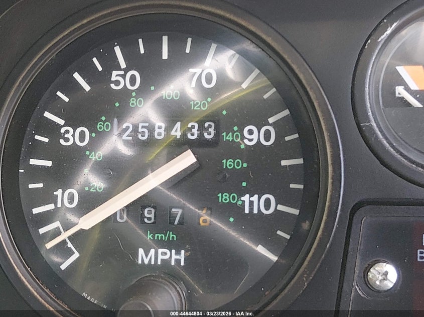 1991 Land Rover Defender VIN: SALLDHMF7HA904537 Lot: 44644804