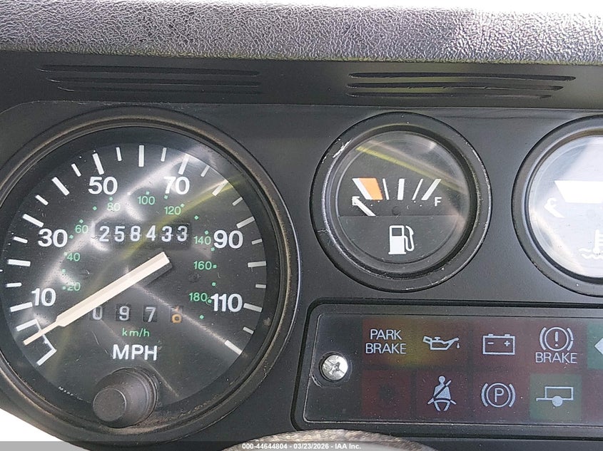 1991 Land Rover Defender VIN: SALLDHMF7HA904537 Lot: 44644804