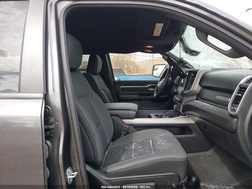 2022 Ram 1500 Big Horn 4X4 6'4 Box