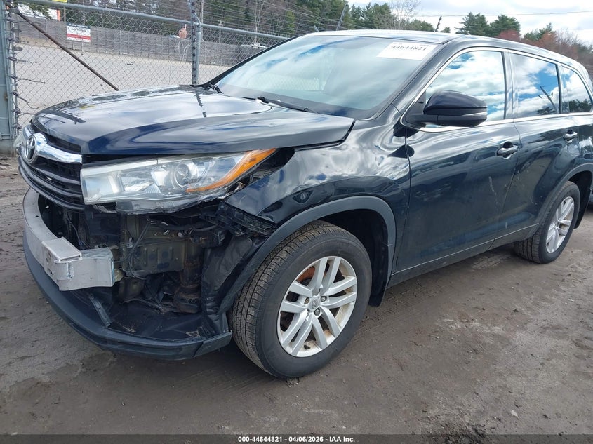 2015 Toyota Highlander Le V6