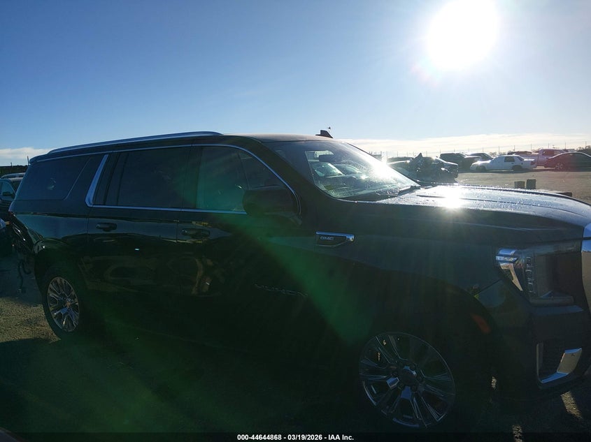 2022 GMC Yukon Xl 4Wd Sle VIN: 1GKS2FKD5NR284044 Lot: 44644868