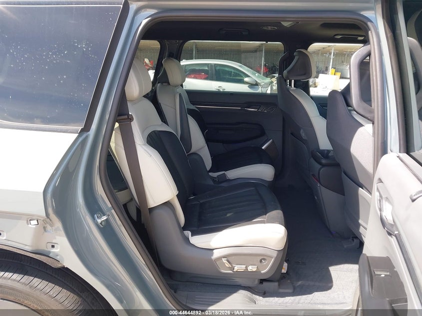 2025 KIA EV9 auction photo 8
