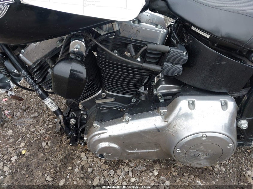 2014 Harley-Davidson Fls Softail Slim VIN: 1HD1JRV13EB049355 Lot: 44644909