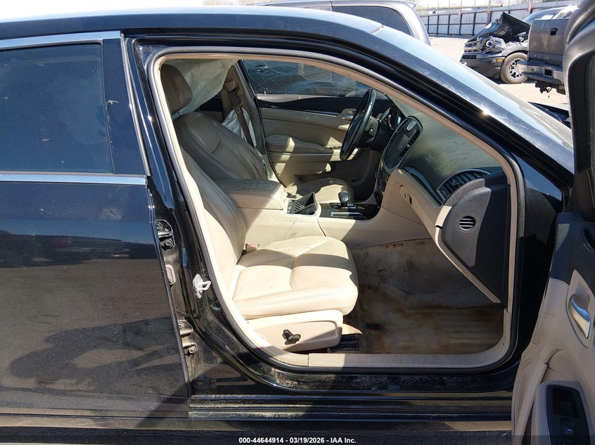 2013 Chrysler 300 Motown