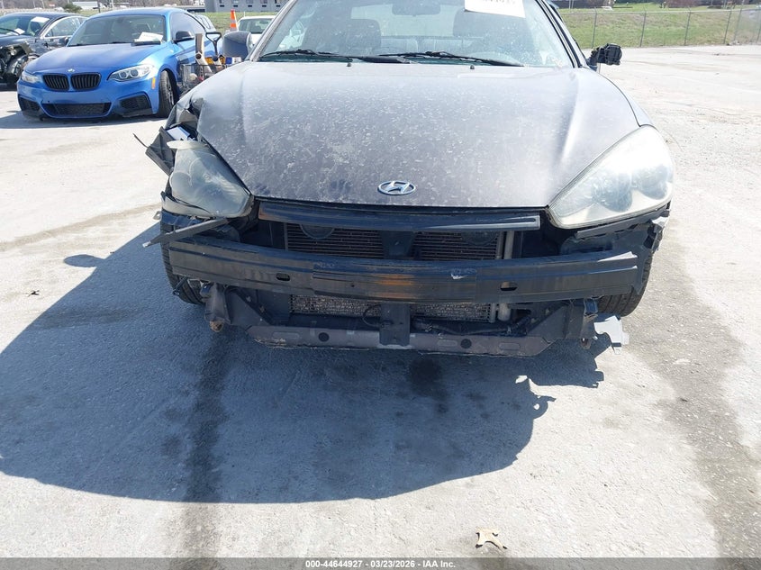 2008 Hyundai Tiburon Gt/Gt Limited/Se VIN: KMHHN66F48U285689 Lot: 44644927