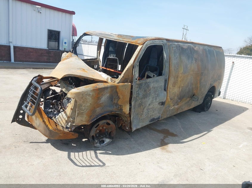 2012 Chevrolet Express 4.8 2500 Work Van white Lot 111044644992 Vin 1GCWGGCA8C1193256