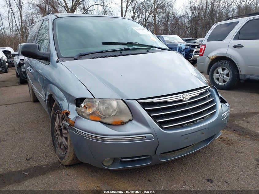 2006 Chrysler Town & Country Limited