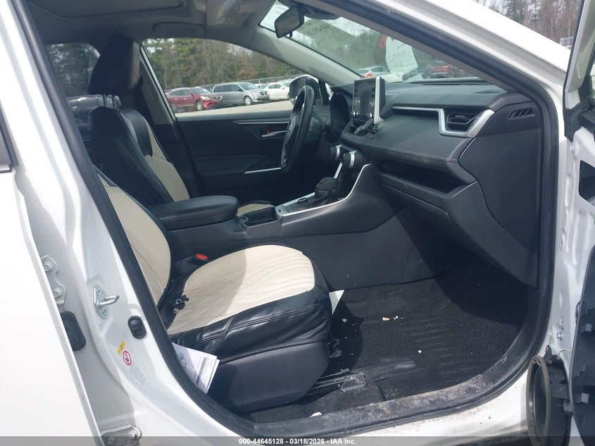 2019 Toyota Rav4 Hybrid Xle