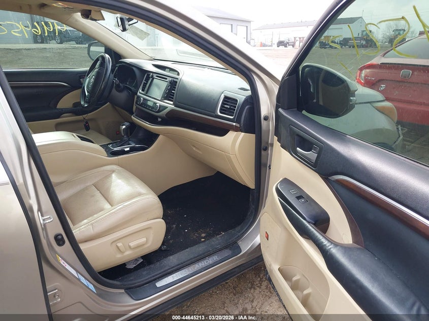 2015 Toyota Highlander Limited V6