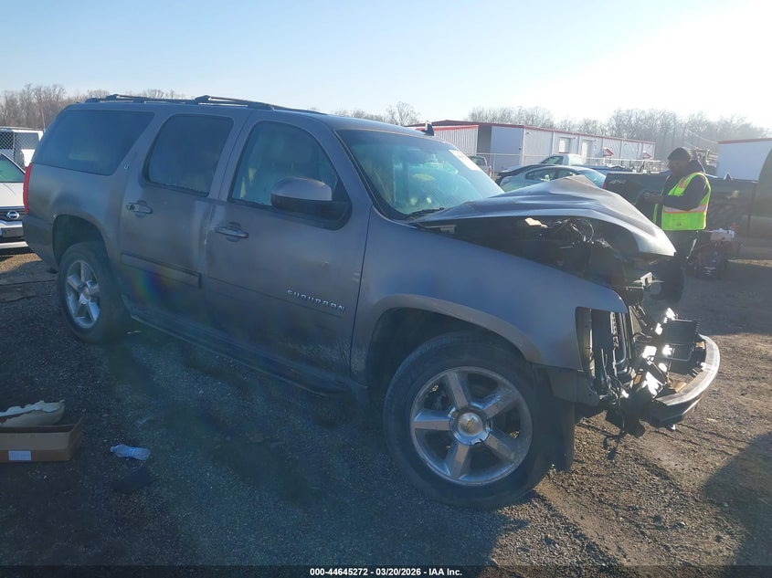 Zdjęcie główne ogłoszenia 2014 CHEVROLET SUBURBAN 1500
