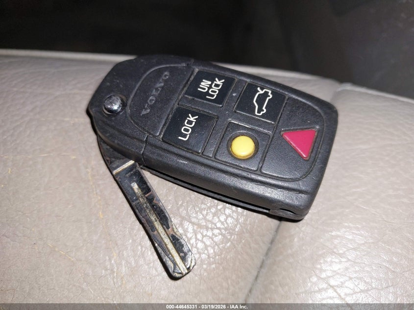 2004 Volvo S60 2.4 VIN: YV1RS61T842419165 Lot: 44645331