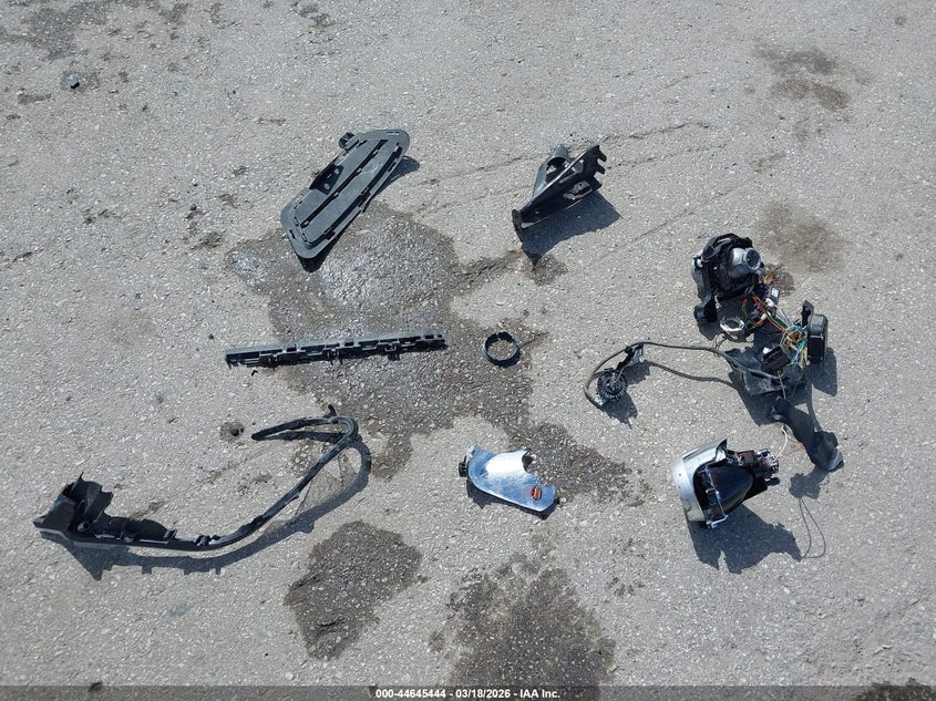 2013 BMW Z4 Sdrive28I VIN: WBALL5C51DJ104003 Lot: 44645444