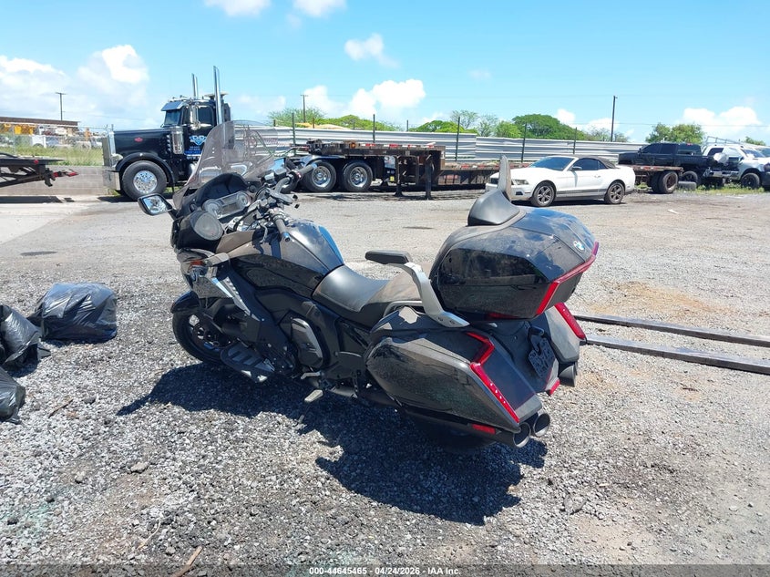 2018 BMW K1600 auction photo 3