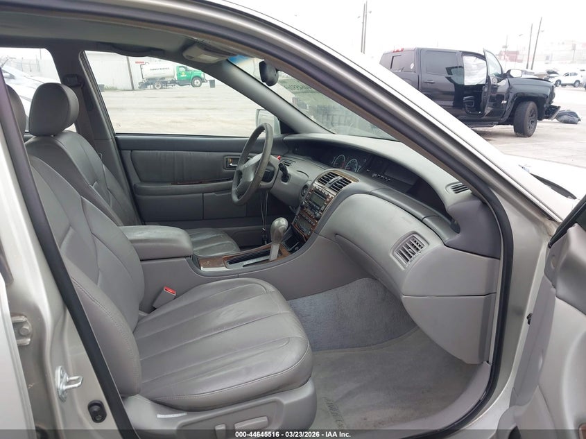 2001 Toyota Avalon Xls