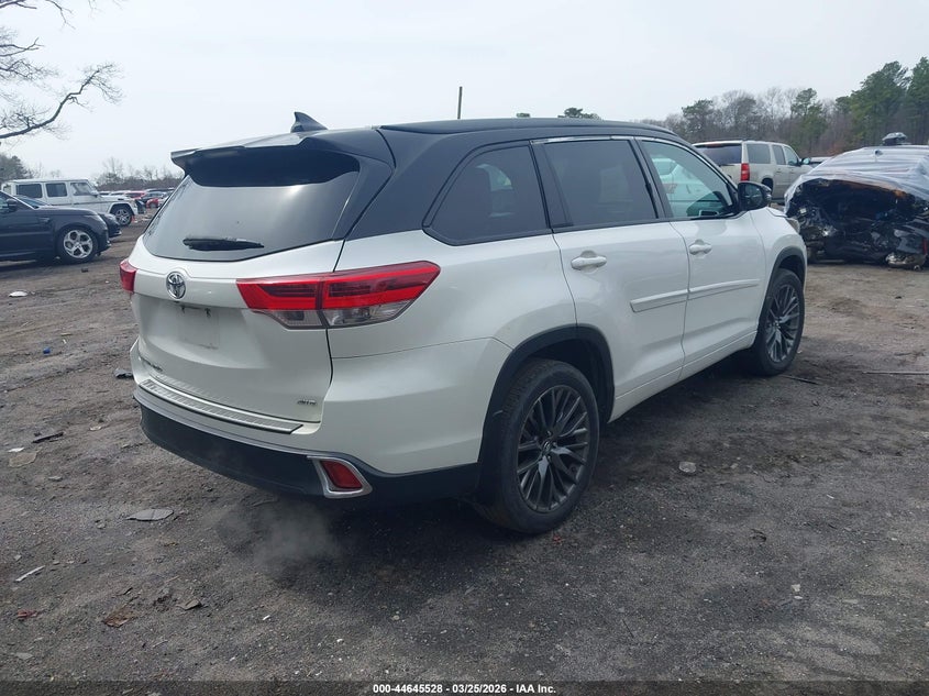 2017 Toyota Highlander Le