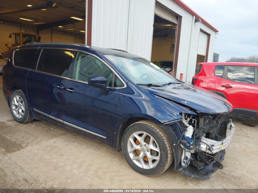 2018 Chrysler Pacifica Touring L