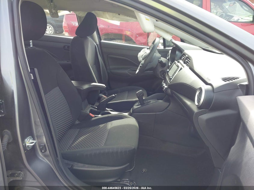 2024 Nissan Versa 1.6 S