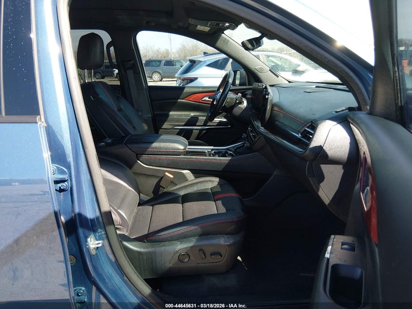 2025 CHEVROLET TRAVERSE auction photo 5