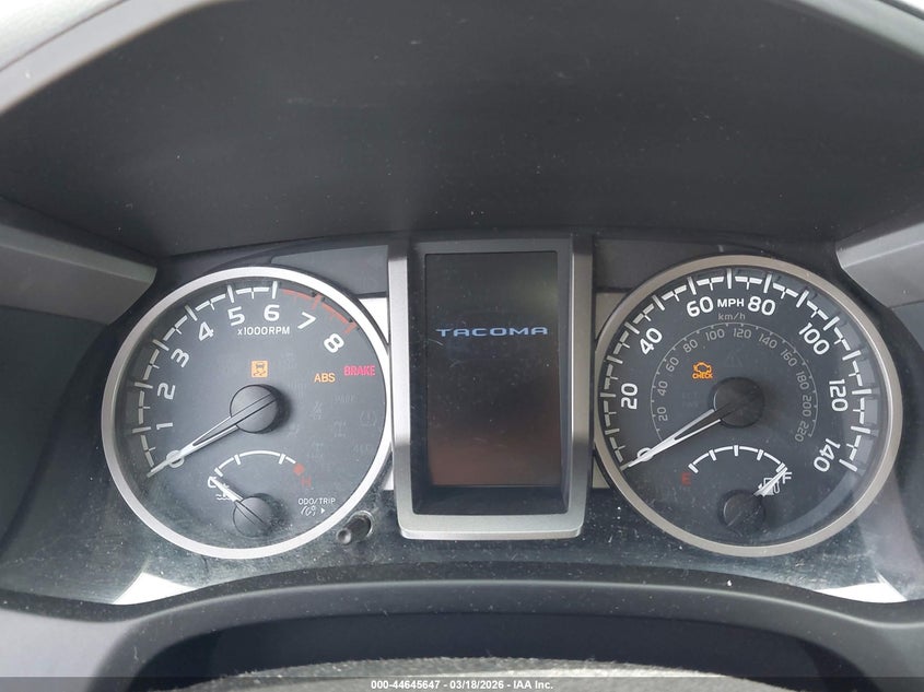 2017 TOYOTA TACOMA auction photo 7