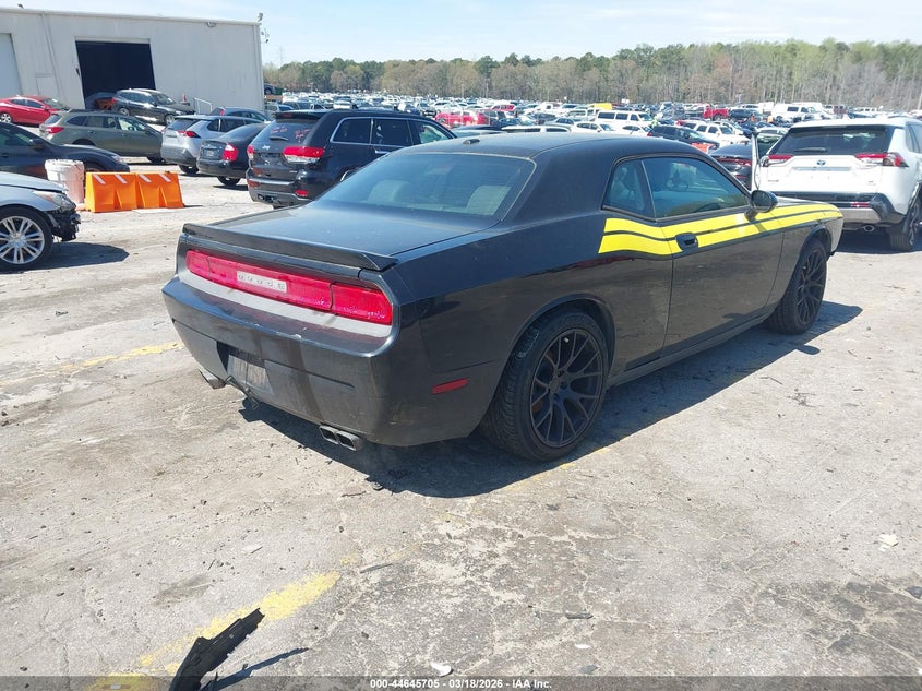 2010 Dodge Challenger Se