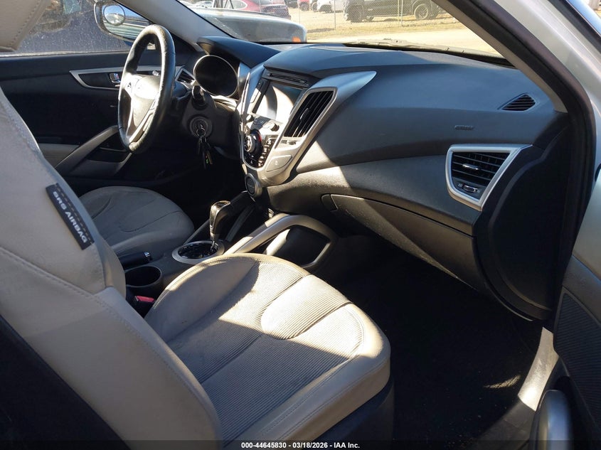 2012 Hyundai Veloster Base W/Gray