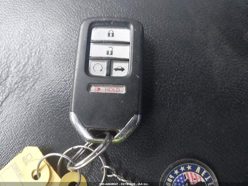 VIN 1HGCV1F98JA025591 2018 HONDA ACCORD TOURING