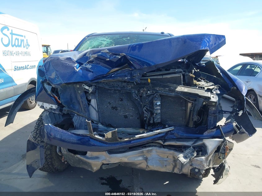 2019 NISSAN TITAN XD auction photo 6