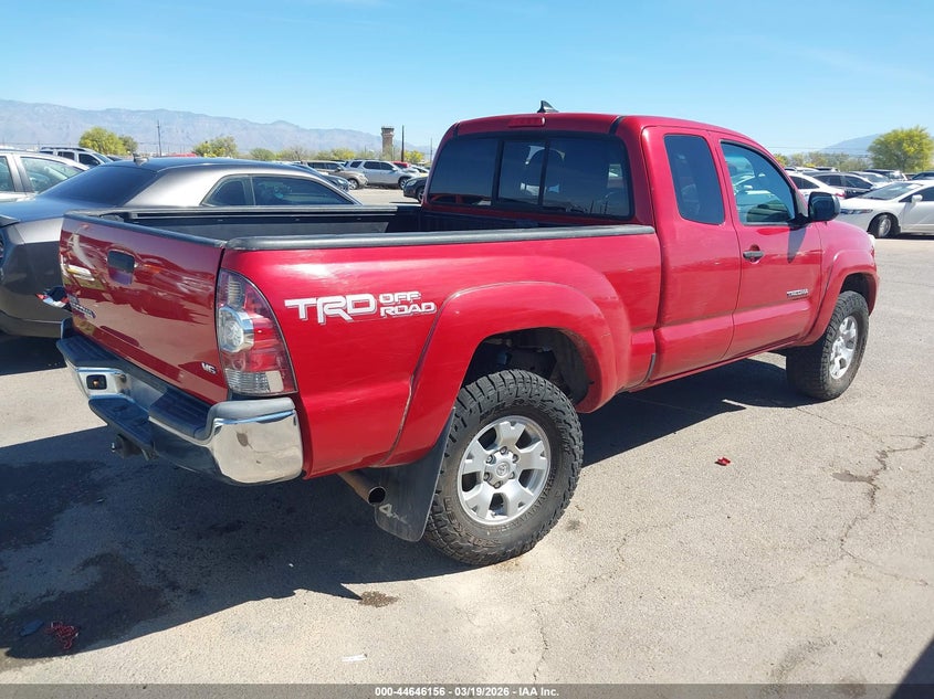 2015 TOYOTA TACOMA auction photo 4