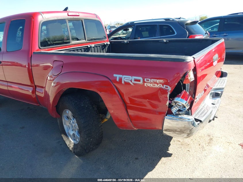 2015 TOYOTA TACOMA auction photo 6