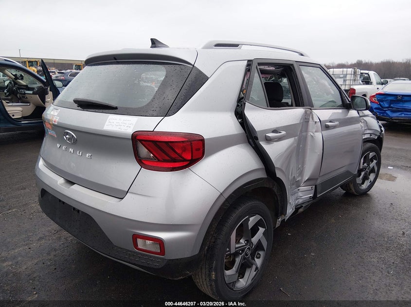 2022 Hyundai Venue Sel