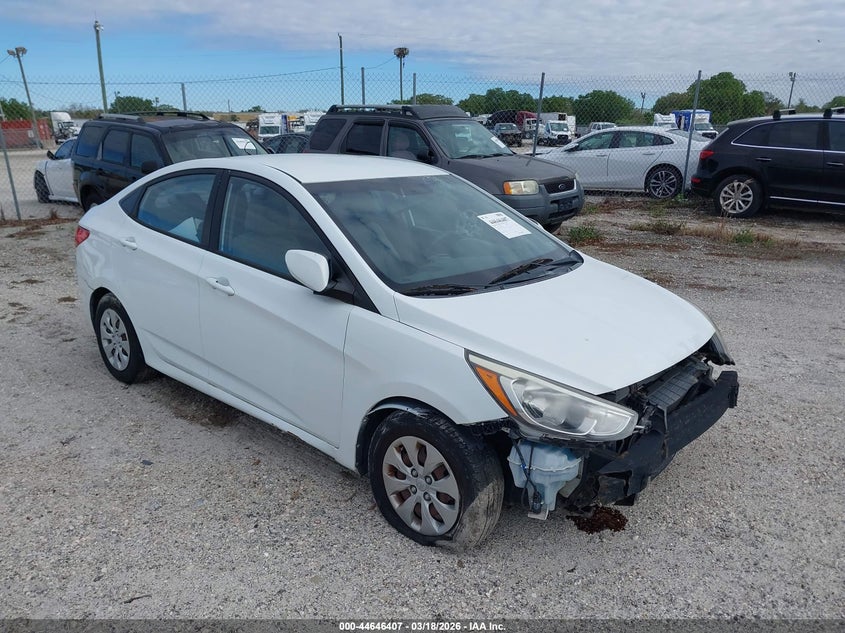 2016 HYUNDAI ACCENT SE