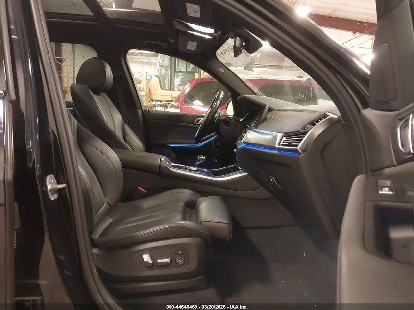 2022 BMW X5 xDrive40I