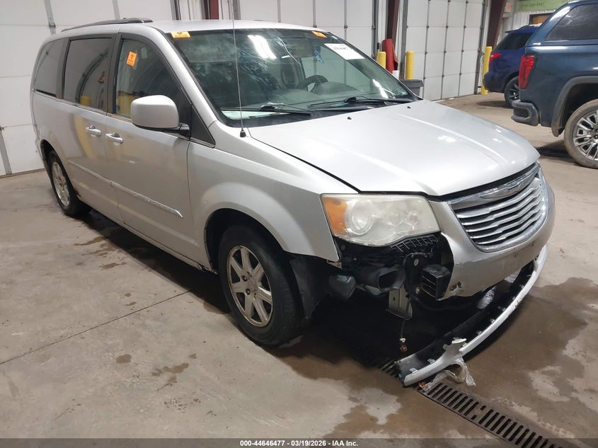 2012 Chrysler Town & Country Touring