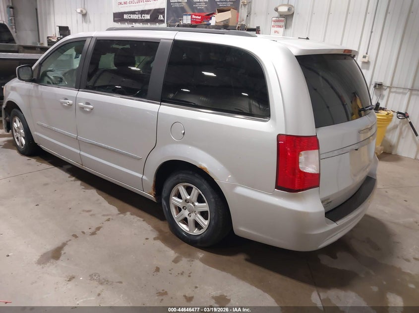2012 Chrysler Town & Country Touring