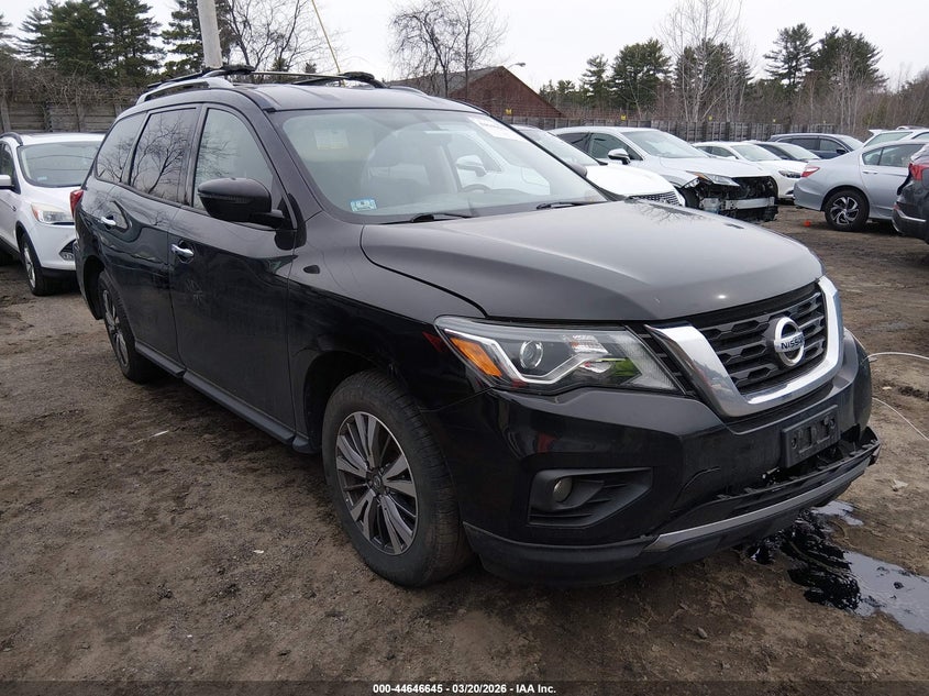 2019 Nissan Pathfinder Sv