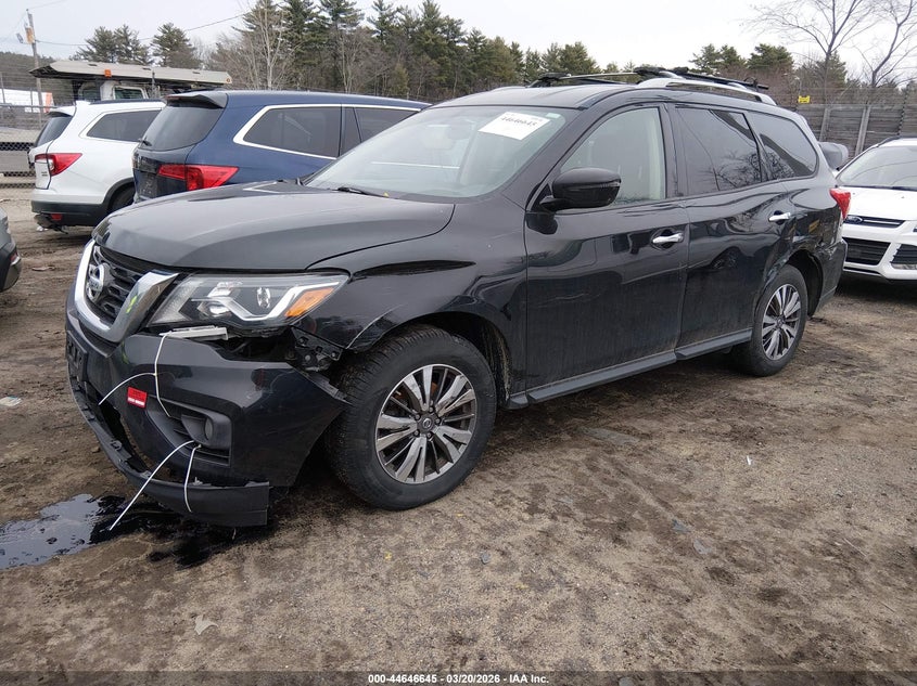 2019 Nissan Pathfinder Sv