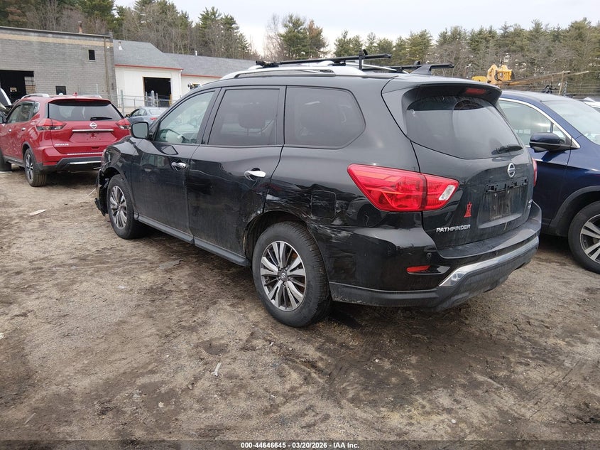 2019 Nissan Pathfinder Sv