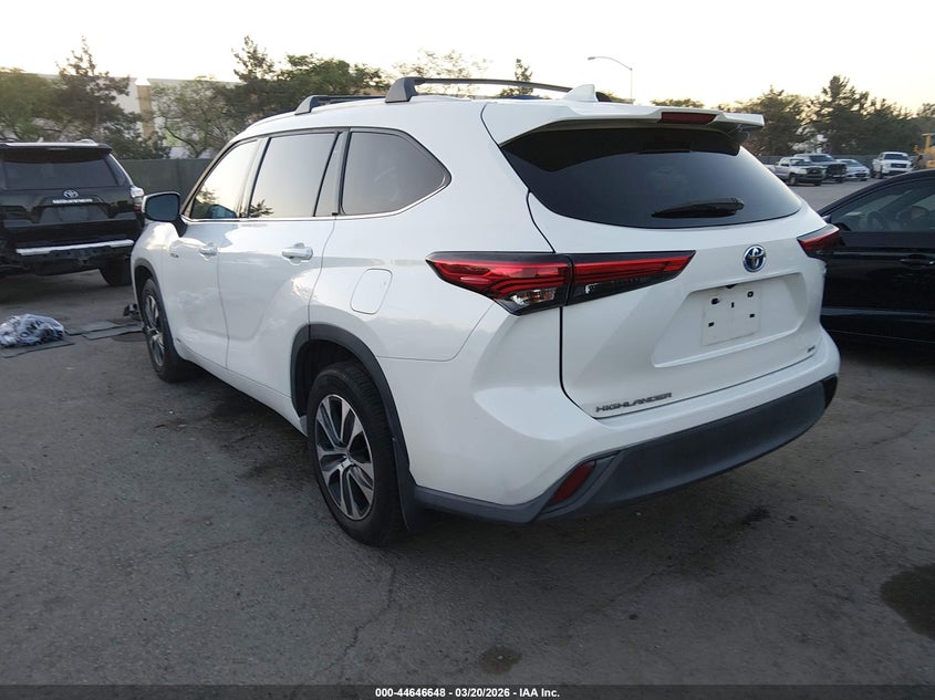 2020 Toyota Highlander Hybrid Xle