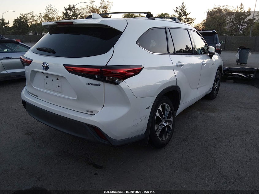 2020 Toyota Highlander Hybrid Xle