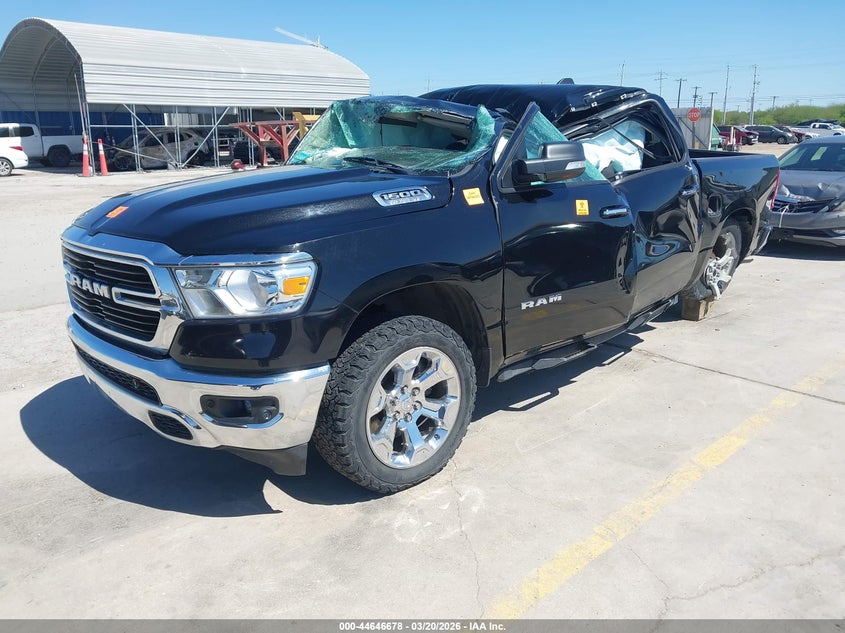 Vin: 1c6rreft9ln238469, lot: 45143695, ram 1500 big horn  4x2 5'7 box 20202