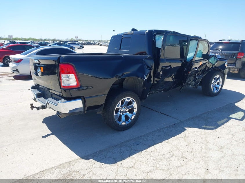 Vin: 1c6rreft9ln238469, lot: 45143695, ram 1500 big horn  4x2 5'7 box 20204