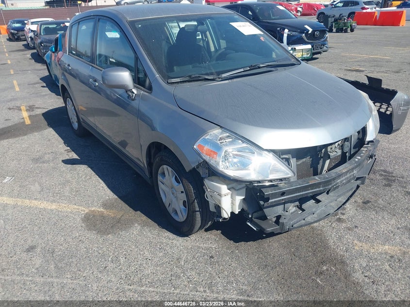 2011 Nissan Versa 1.8S
