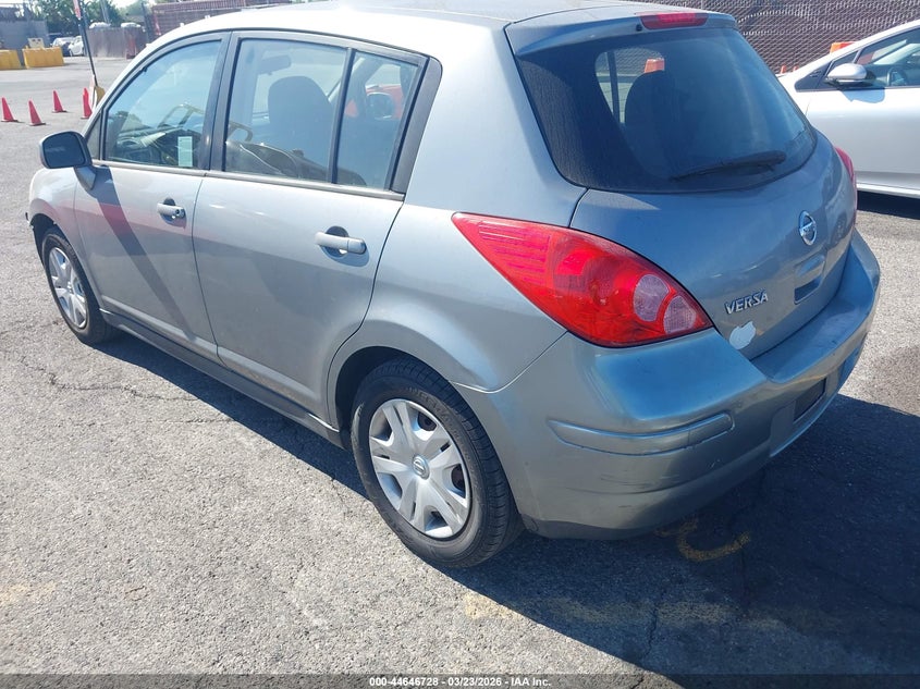 2011 Nissan Versa 1.8S
