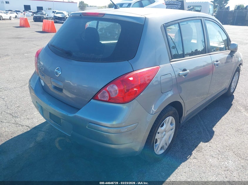 2011 Nissan Versa 1.8S