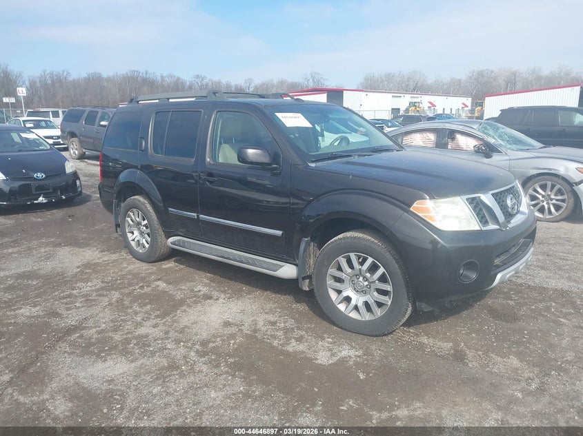2012 Nissan Pathfinder Le